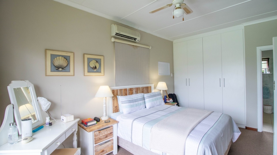7 Bedroom Property for Sale in Marshstrand Eastern Cape